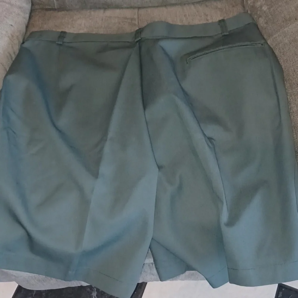 Angelica Pleated front uniform work shorts